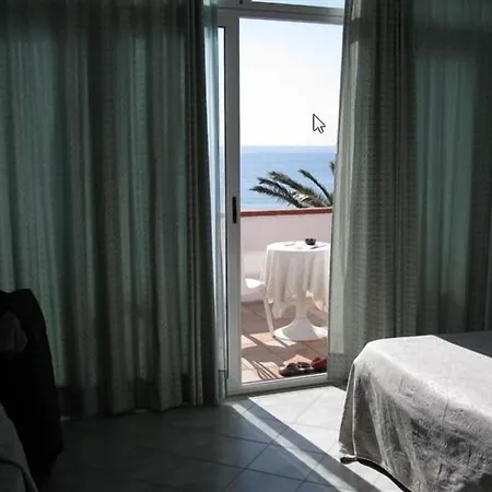 Hotel Corallo 3*