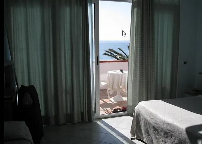 Hotel Corallo 3*